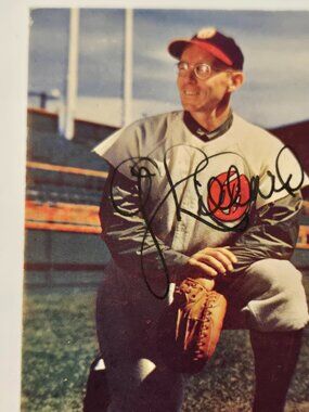 Autographed 1952 Pacific Coast League - Eddie Basinski #6 (RC)